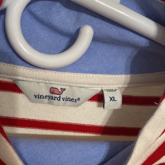 Vineyard Vines Size Xl - Picture 3 of 4